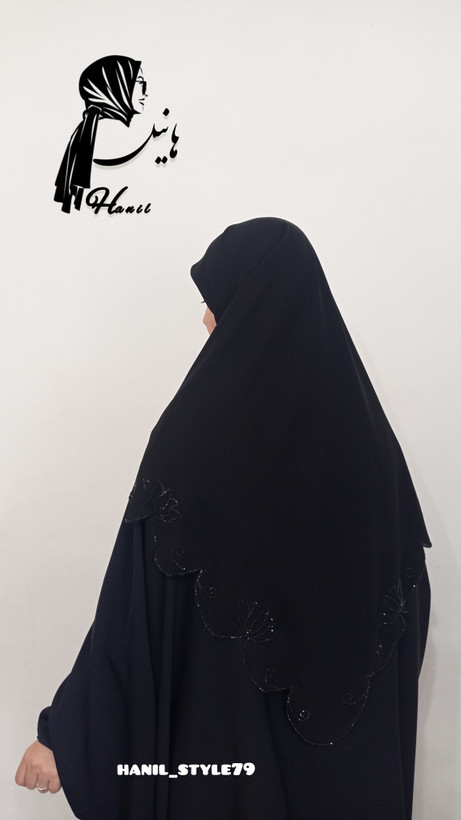 روسری مشکی نگین کاری طرح اسلیمی